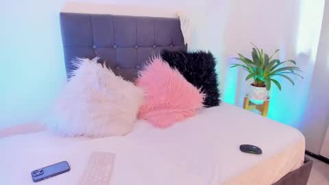 Samy Velvet    dayatorres 23 Followme online show from 03/05/25, 07:17