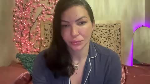 Snapshot of gypsy_rebellion chatting on 10/26/25, 09:59 Gypsy online show from 10/26/25, 09:59