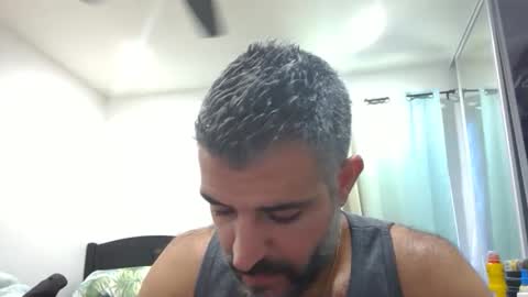 h0nest84 online show from 10/05/25, 10:29