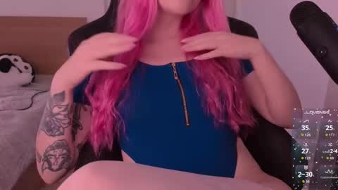 Lana online show from 02/08/26, 08:01