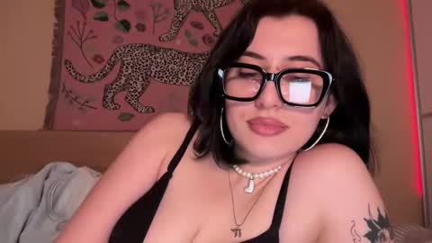 Helga online show from 03/20/26, 04:01