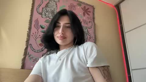 Snapshot of h3l9a_pataki chatting on 06/09/26, 02:50 Helga online show from 06/09/26, 02:50