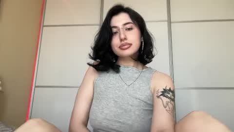 Snapshot of h3l9a_pataki chatting on 06/11/26, 02:59 Helga online show from 06/11/26, 02:59