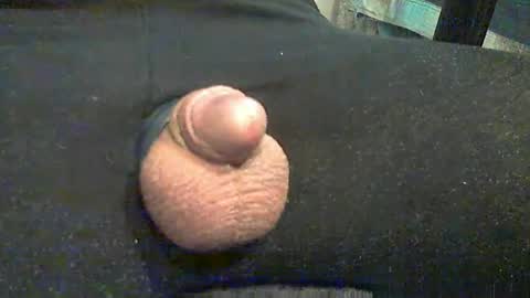 Snapshot of h4rdcock99 chatting on 03/27/26, 01:11 H4rdcock online show from 03/27/26, 01:11