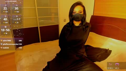 Snapshot of habibi_moon chatting on 01/27/25, 05:14 Linda online show from 01/27/25, 05:14