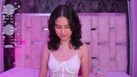 Snapshot of hadakiss chatting on 10/01/25, 02:23 Hada online show from 10/01/25, 02:23