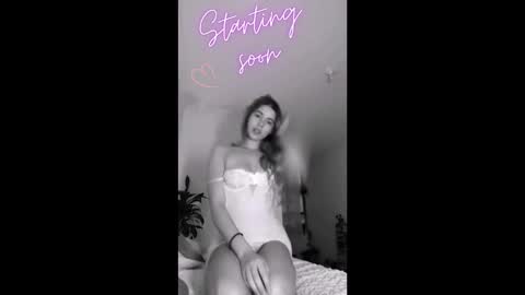 Hade online show from 11/23/25, 05:02