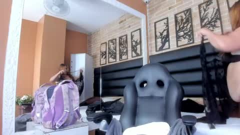 hadelyn_lee online show from 04/27/26, 03:37