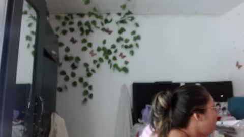 Snapshot of hader_wild21 chatting on 01/24/25, 09:15 hader_wild21 online show from 01/24/25, 09:15