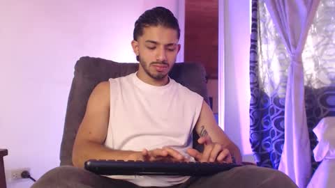 Snapshot of hadez_69 chatting on 05/11/26, 01:50 HADEZ online show from 05/11/26, 01:50