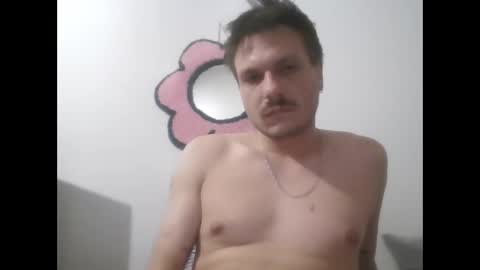 hahabenizxd online show from 01/01/25, 03:35