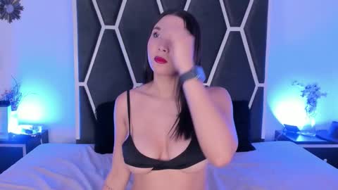 Snapshot of haiileymiller chatting on 01/07/26, 04:59 Kendal online show from 01/07/26, 04:59