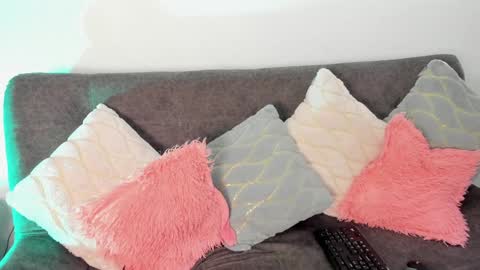 Hailee online show from 12/12/24, 02:55