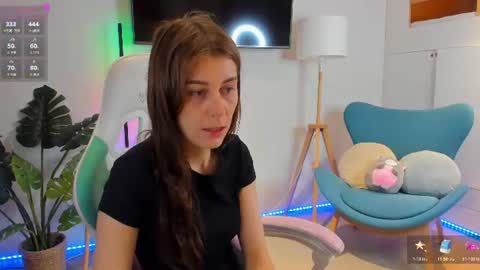 Snapshot of hailey__green chatting on 06/11/26, 09:13 Hailey Green online show from 06/11/26, 09:13
