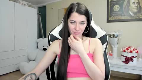 Snapshot of hailey_beauty chatting on 12/26/24, 09:47 Sk pe Anya388109 online show from 12/26/24, 09:47