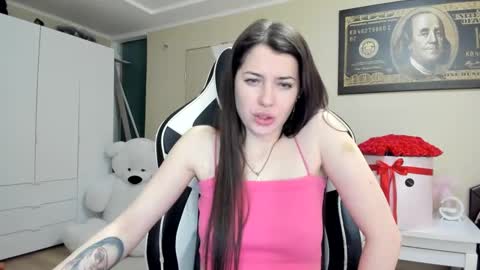 Snapshot of hailey_beauty chatting on 02/04/25, 09:41 Sk pe Anya388109 online show from 02/04/25, 09:41