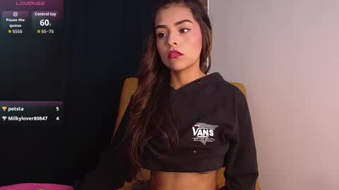 hailey_bri online show from 02/18/26, 08:38