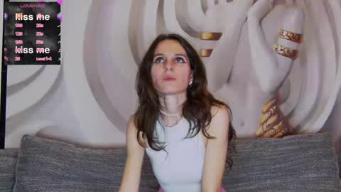 Snapshot of hailey_peach chatting on 03/09/25, 09:14 HaileyPeach online show from 03/09/25, 09:14