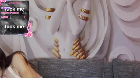 Snapshot of hailey_peach chatting on 11/30/25, 06:06 HaileyPeach online show from 11/30/25, 06:06