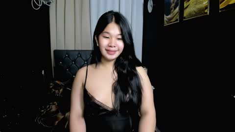 hailey online show from 11/08/25, 10:19