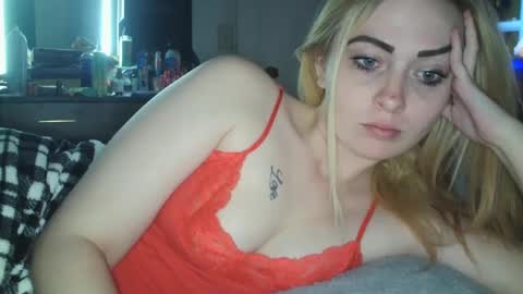 Hailey and d online show from 03/09/25, 01:35