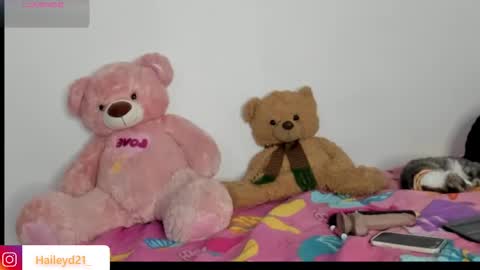 Hailey online show from 01/10/26, 11:31