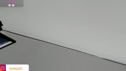 Hailey online show from 02/07/26, 12:14