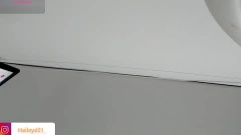 Hailey online show from 02/11/26, 02:49