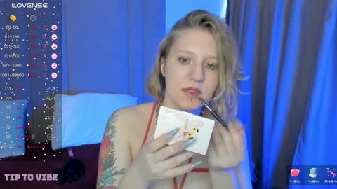 Snapshot of haileyfoxy chatting on 02/07/25, 08:33 Hailey online show from 02/07/25, 08:33