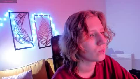 Snapshot of haileyfoxy chatting on 11/04/25, 08:57 Hailey online show from 11/04/25, 08:57