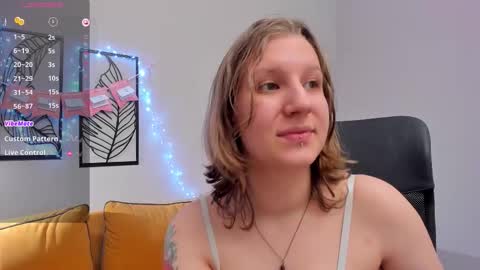 Hailey online show from 01/05/26, 05:27