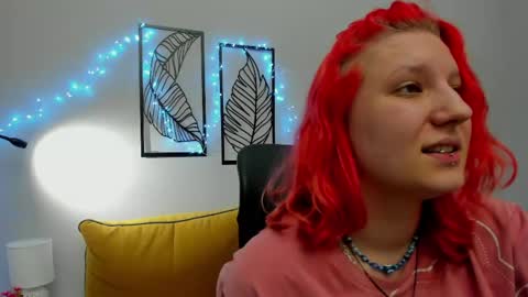 Hailey online show from 04/20/26, 01:58