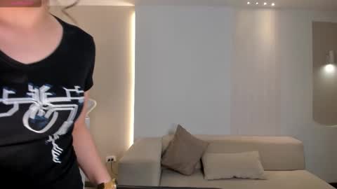 Hailey online show from 01/08/26, 11:45