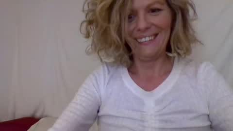 Hailey online show from 12/03/24, 03:52