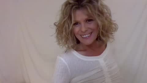 Hailey online show from 12/07/24, 02:09