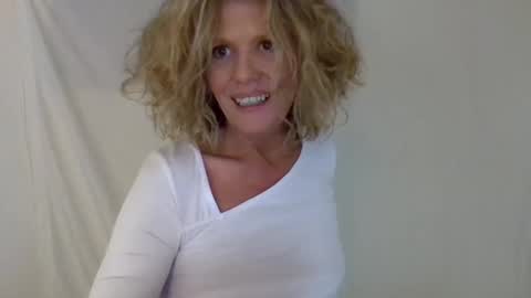 Hailey online show from 12/14/24, 02:12