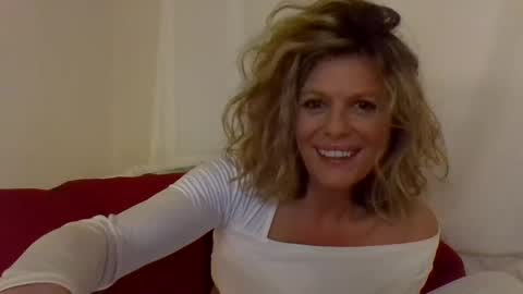 Hailey online show from 02/22/25, 02:17