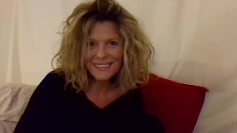 Hailey online show from 02/23/25, 02:40