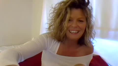 Hailey online show from 03/09/25, 12:31