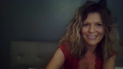 Hailey online show from 09/15/25, 07:47