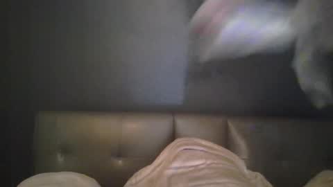 Hailey online show from 09/21/25, 05:47