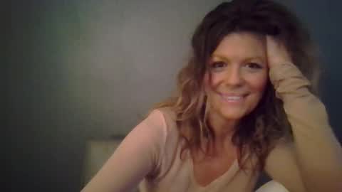 Hailey online show from 12/14/25, 08:35