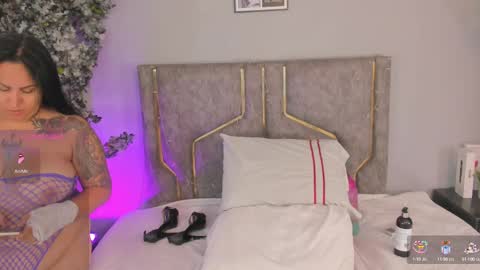 haileystonei online show from 09/19/25, 11:44