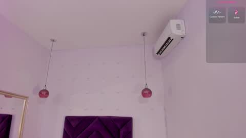 haileystonei online show from 10/25/25, 11:51