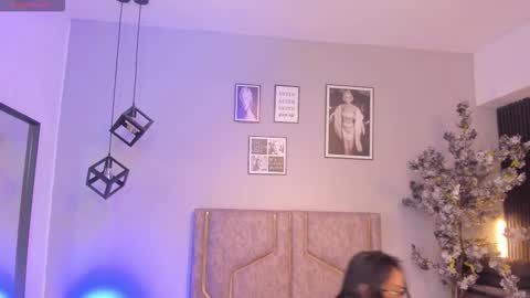 haileystonei online show from 02/11/26, 11:37