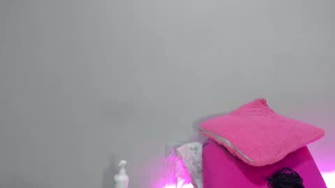 haileystonei online show from 02/24/26, 09:07