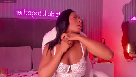 Snapshot of haily_b chatting on 02/14/25, 10:38 Haily online show from 02/14/25, 10:38