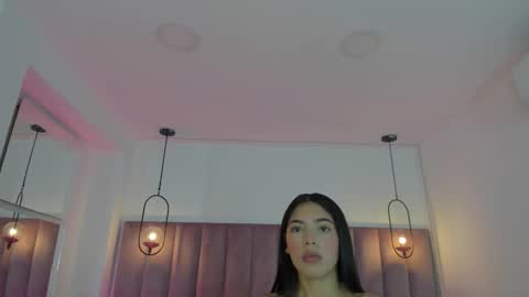 Snapshot of haily_b chatting on 11/30/25, 07:40 Haily online show from 11/30/25, 07:40