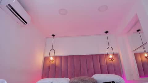 Snapshot of haily_b chatting on 12/02/25, 08:37 Haily online show from 12/02/25, 08:37