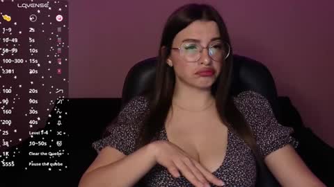 Snapshot of haily_heavenly chatting on 12/18/24, 11:13 HailyHeavenly online show from 12/18/24, 11:13